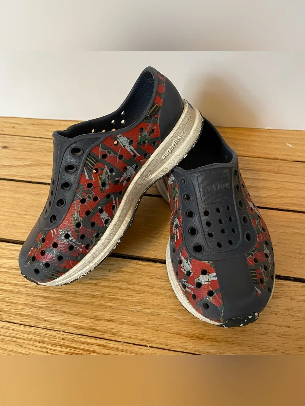 Native Sandals Water Shoes Toddler Boys Sz 11 Star Wars Collab Gray Summer Beach